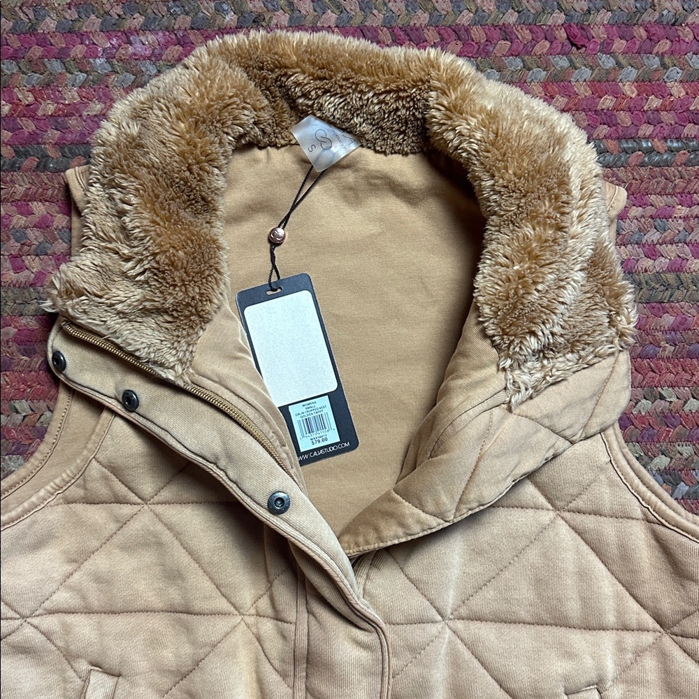 NWT CALIA CROPPED TAN VEST GOLDEN TAFFY QUILTED - Picture 2 of 5